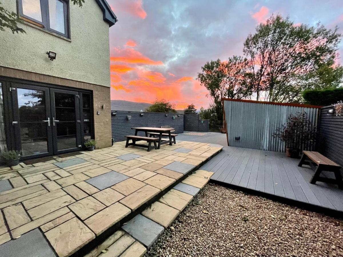 Stylish, With Kitchen & Large Deck Appartement Fort William